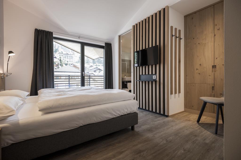 Residence Hotel Fever Ortisei Luaran gambar